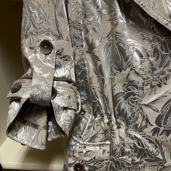 NWT JON Silver and taupe brocade jacket and pants set - Picture 3 of 11